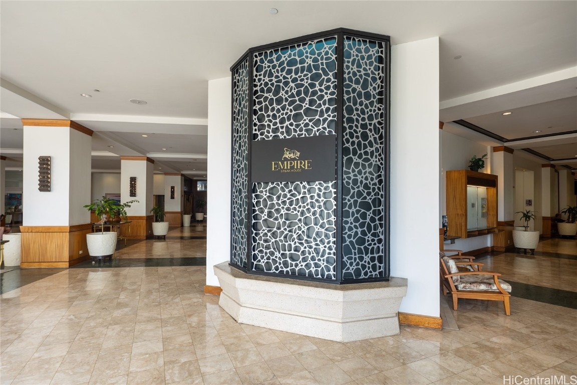 Ilikai Apt Bldg Condominium