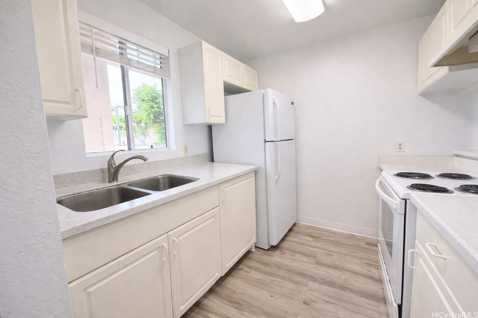 92-1179 Palahia Street J203