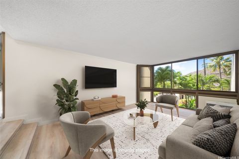 Photo of 521 Hahaione Street #2-2L, Honolulu, HI 96825 (MLS # 202522158)