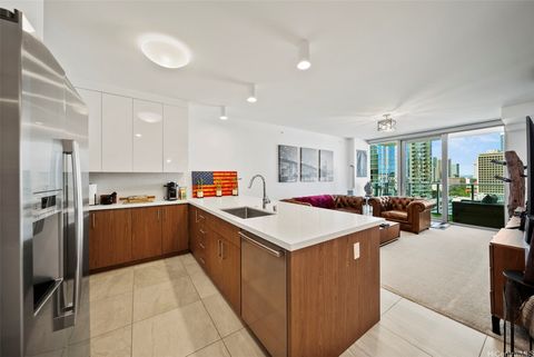 Photo of 629 Keeaumoku Street #1308, Honolulu, HI 96814 (MLS # 202526182)