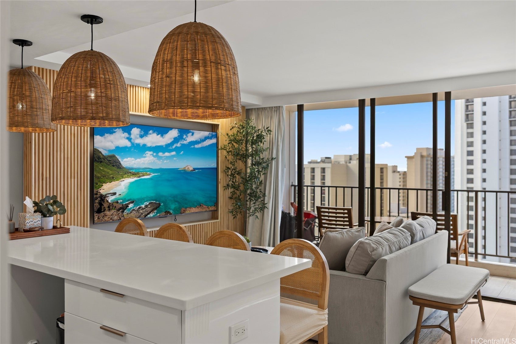 201 Ohua Avenue 2206 T-2