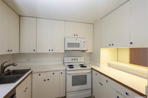 Photo of 1860 Ala Moana Boulevard #509, Honolulu, HI 96815 (MLS # 202617088)