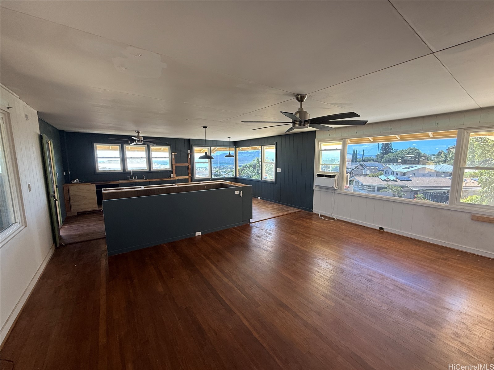 99-877 Lalawai Drive