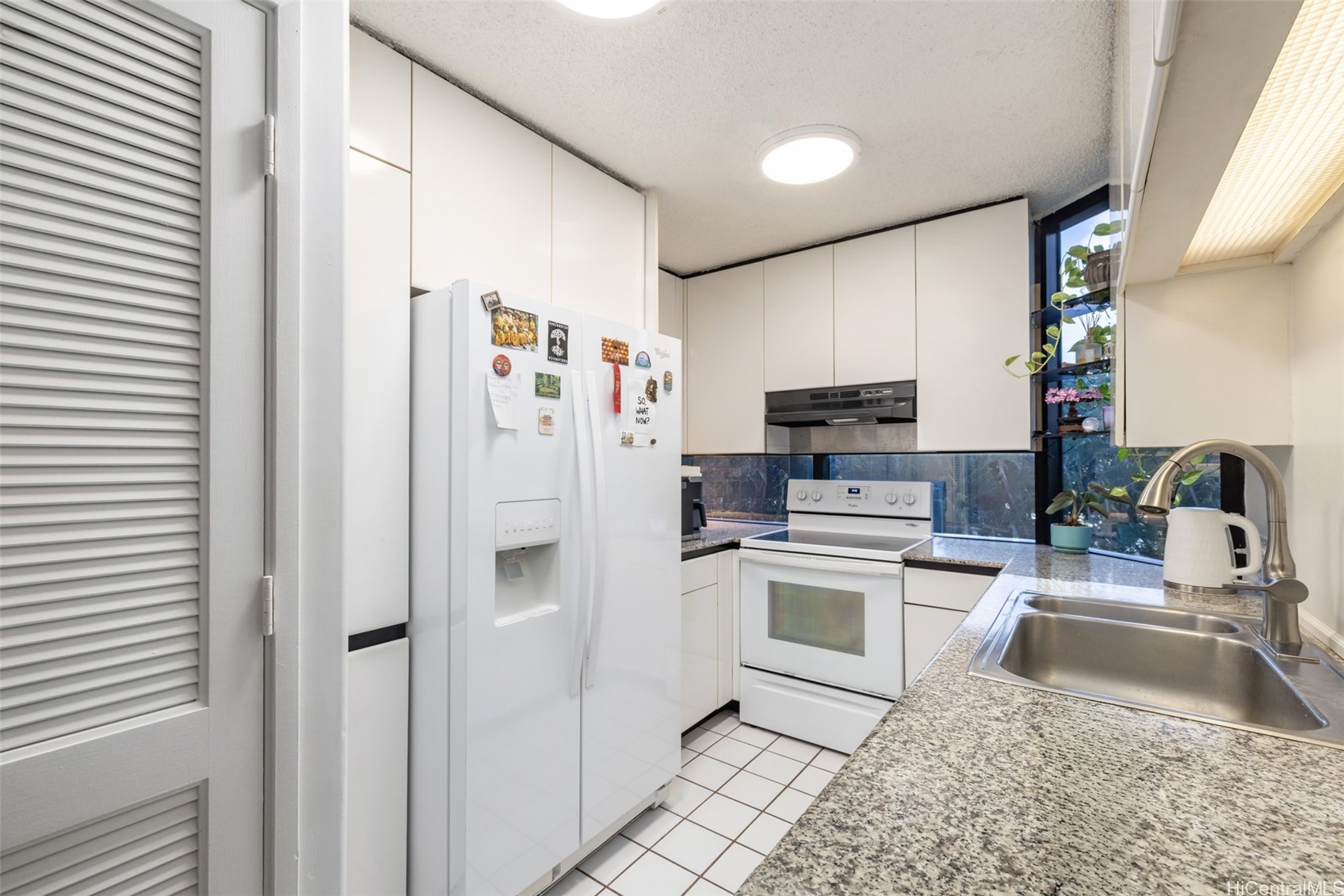 1212 Nuuanu Avenue 307