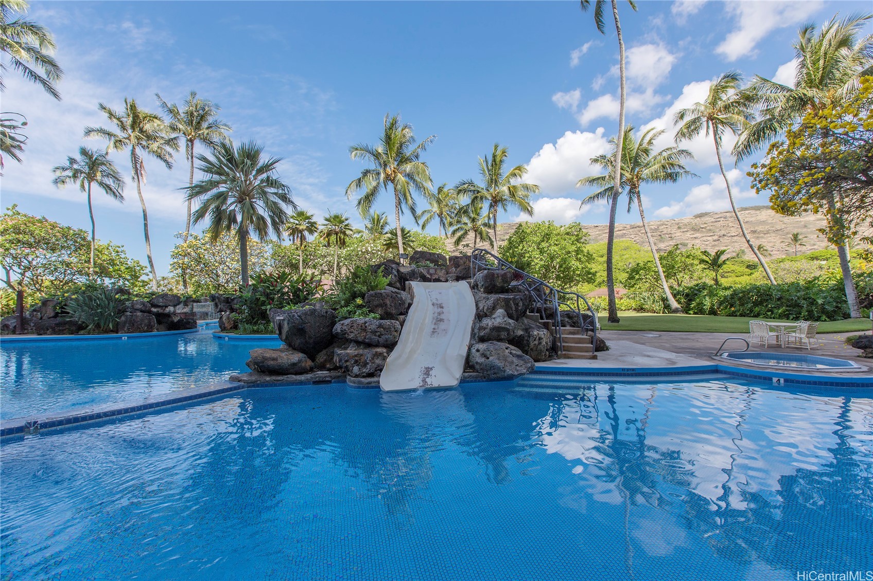 501 Hahaione Street 6L