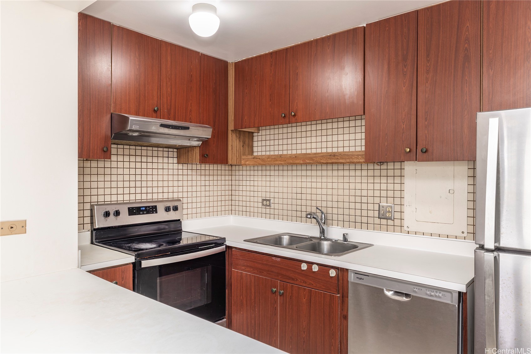 501 Hahaione Street 6L