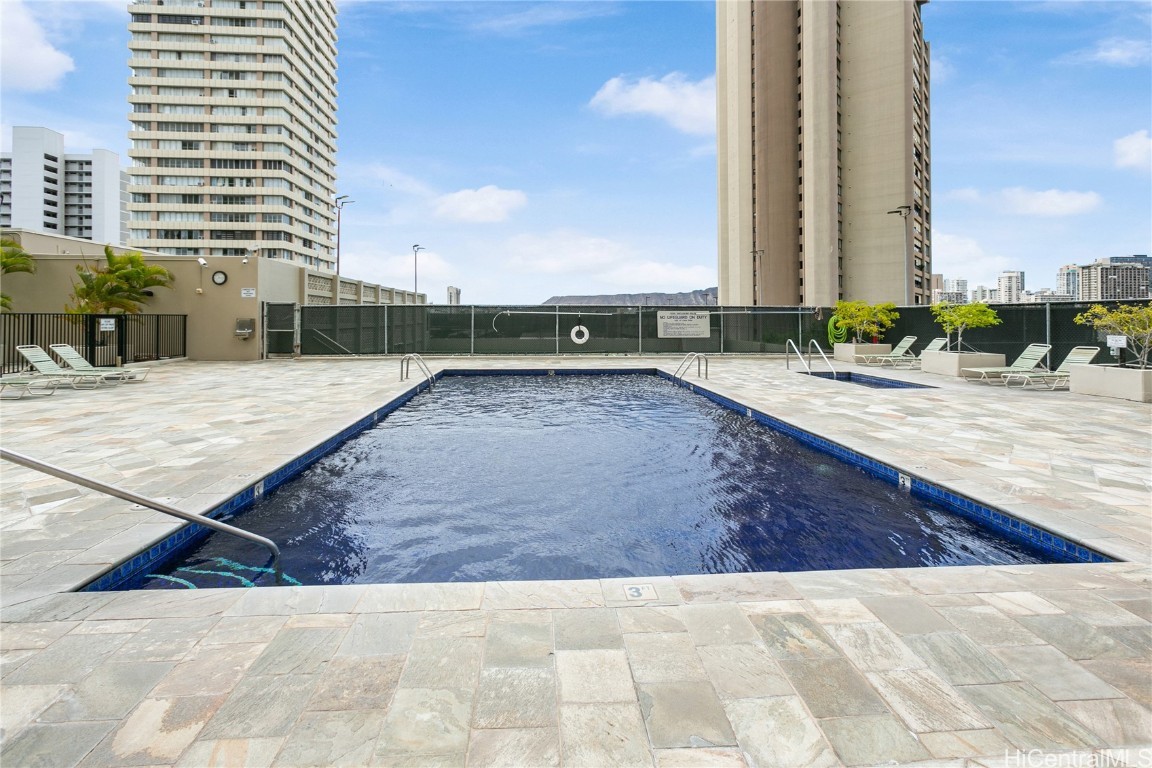 Iolani Court Plaza Condominium
