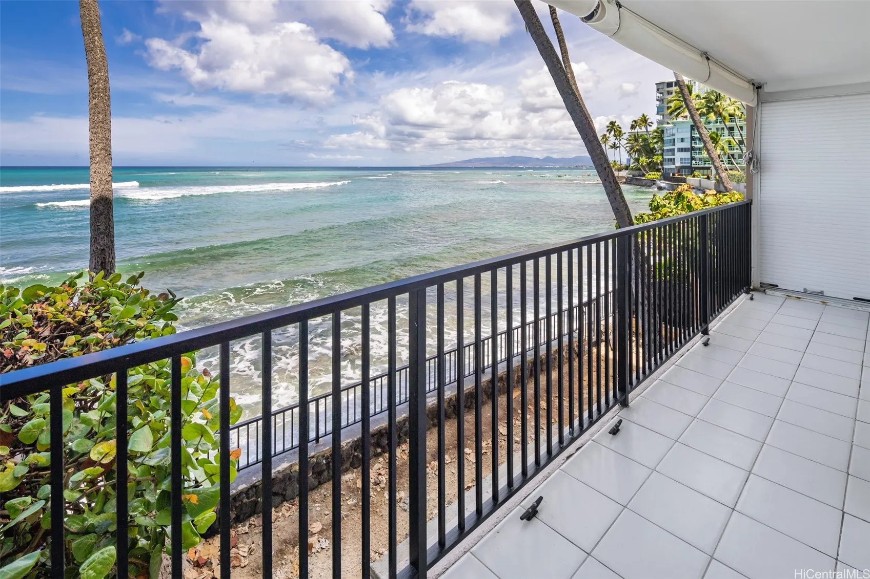 Honolulu, Hawaii 96815, United States, 1 Bedroom Bedrooms, ,1 BathroomBathrooms,Residential,Active,165459