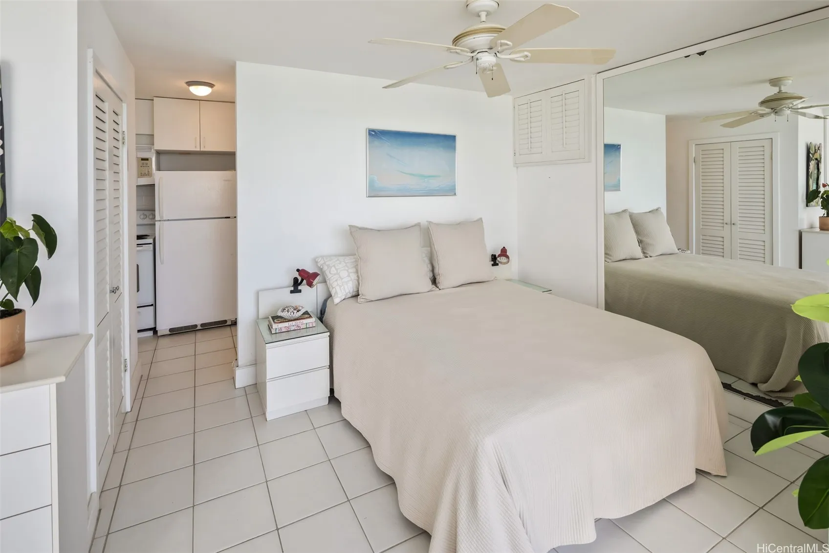 Honolulu, Hawaii 96815, United States, 1 Bedroom Bedrooms, ,1 BathroomBathrooms,Residential,Active,165459