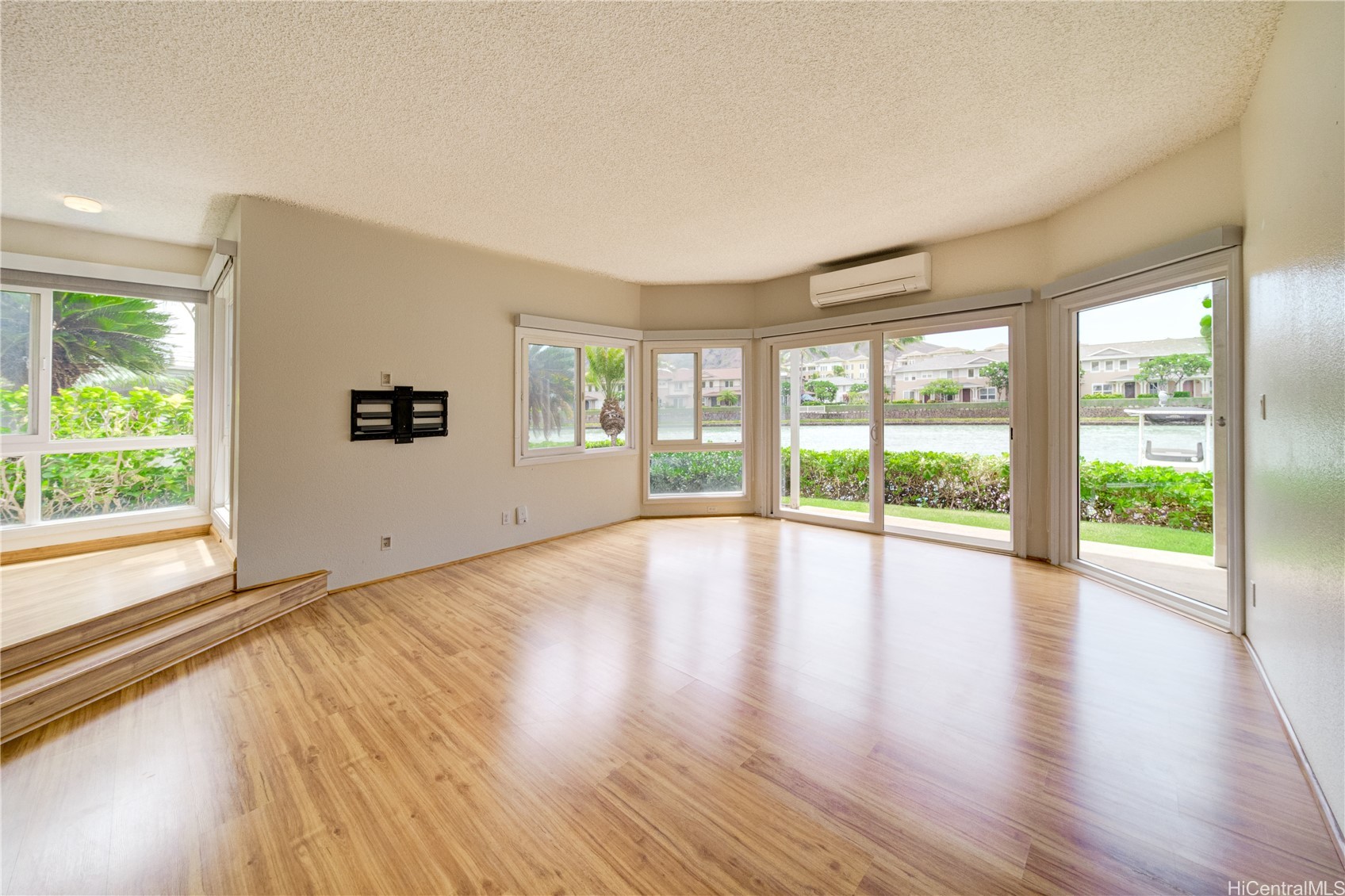 7007 Hawaii Kai Drive L14