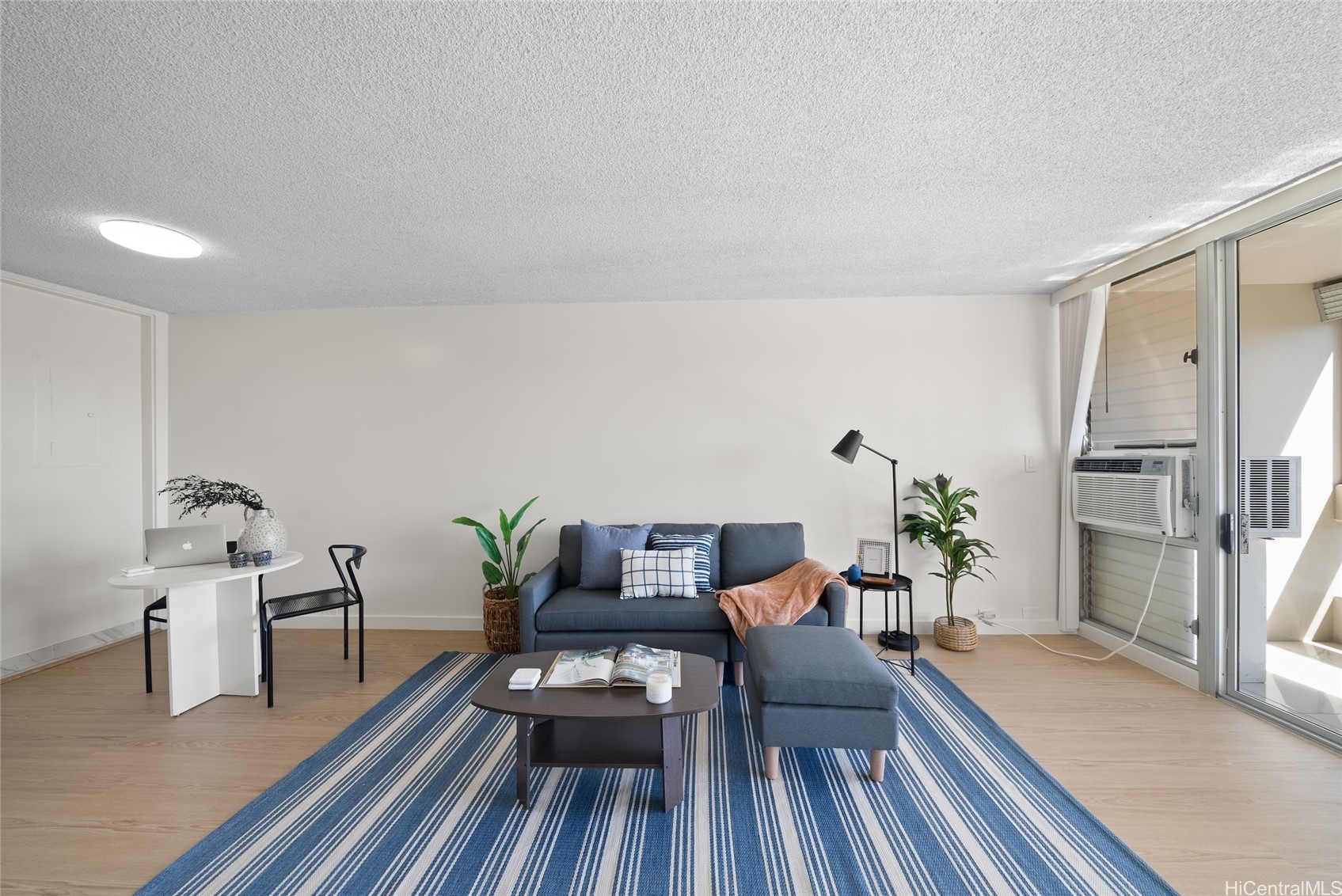 1212 Punahou Street 1502