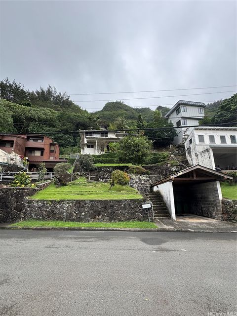 3369 Paty Drive Honolulu HI 96822