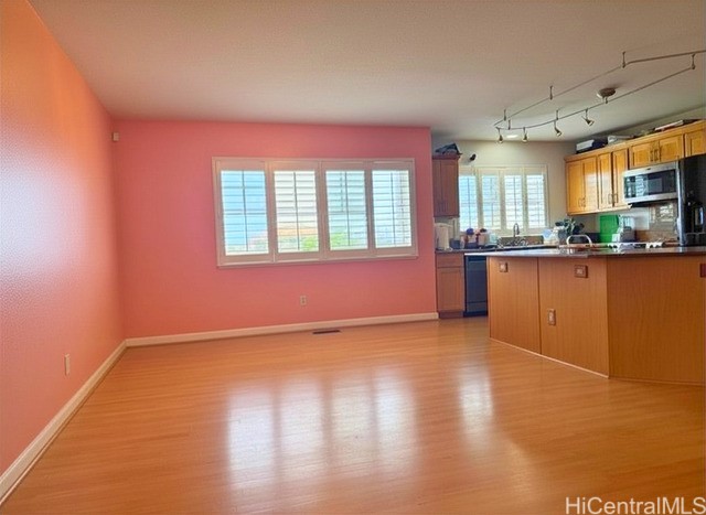 91-1185 Kaiau Avenue 705