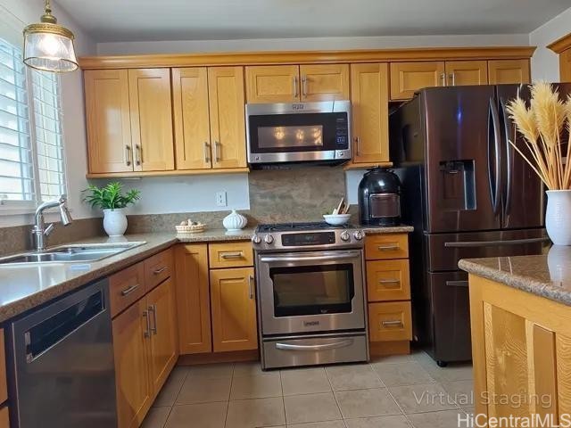 91-1185 Kaiau Avenue 705