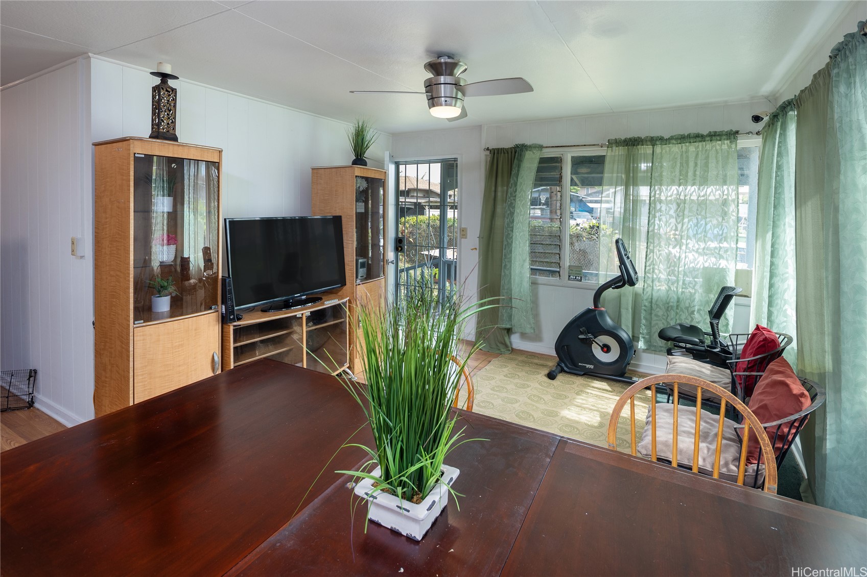 259 Kuahiwi Avenue A