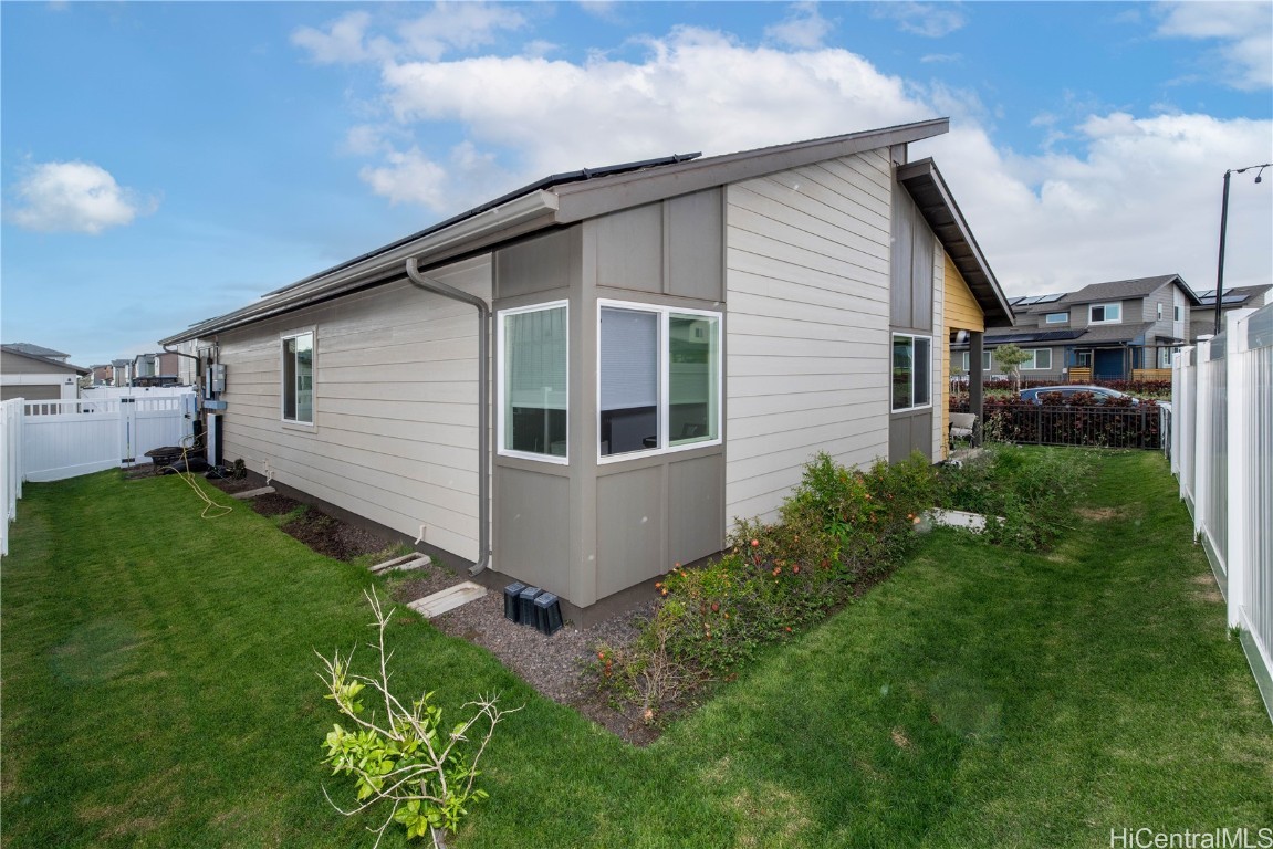 91-1454 Wahinana Loop