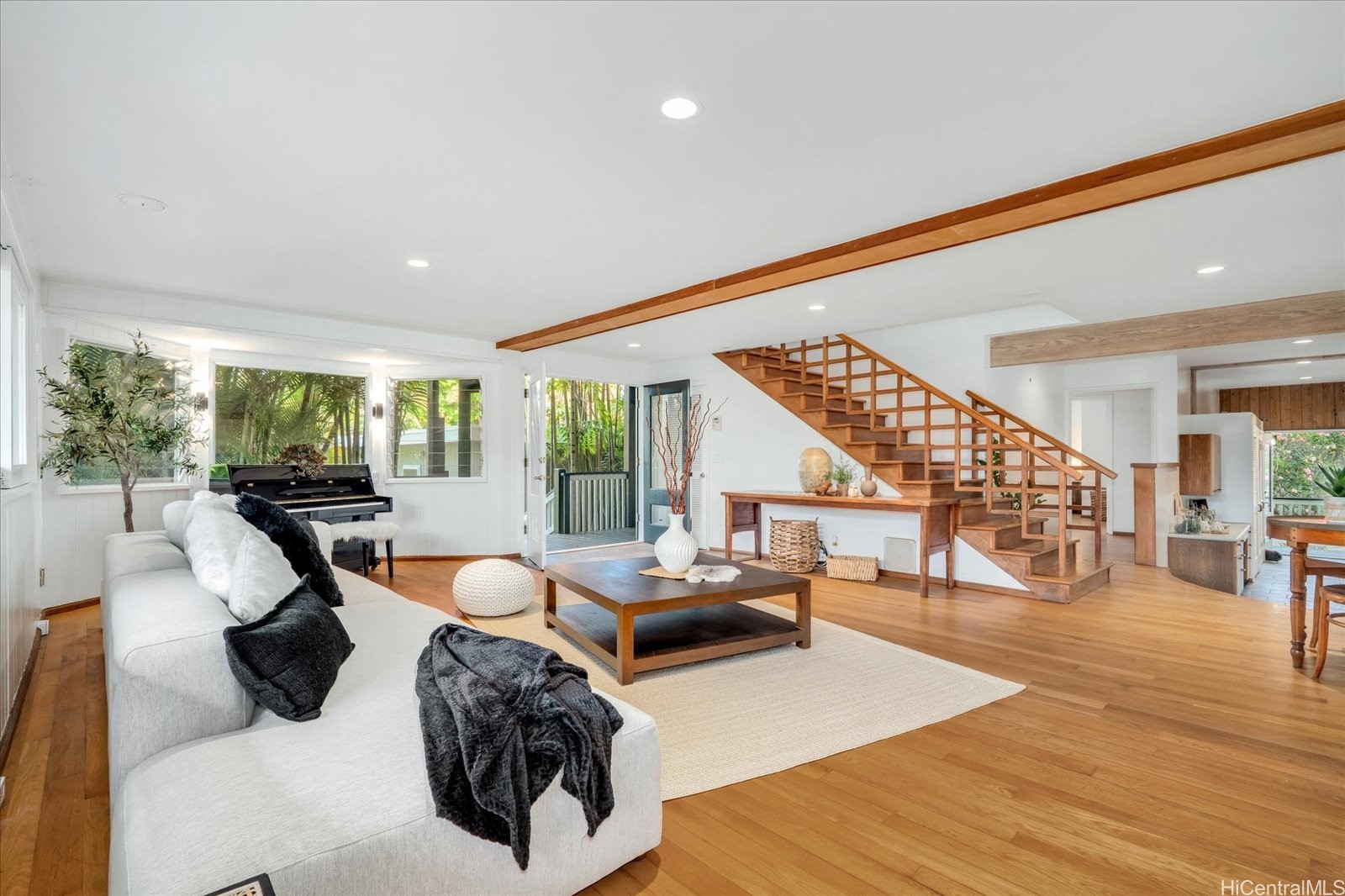 68-222 Olohio Street