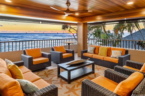 Photo of 3165 Diamond Head Road #4, Honolulu, HI 96815 (MLS # 202525685)