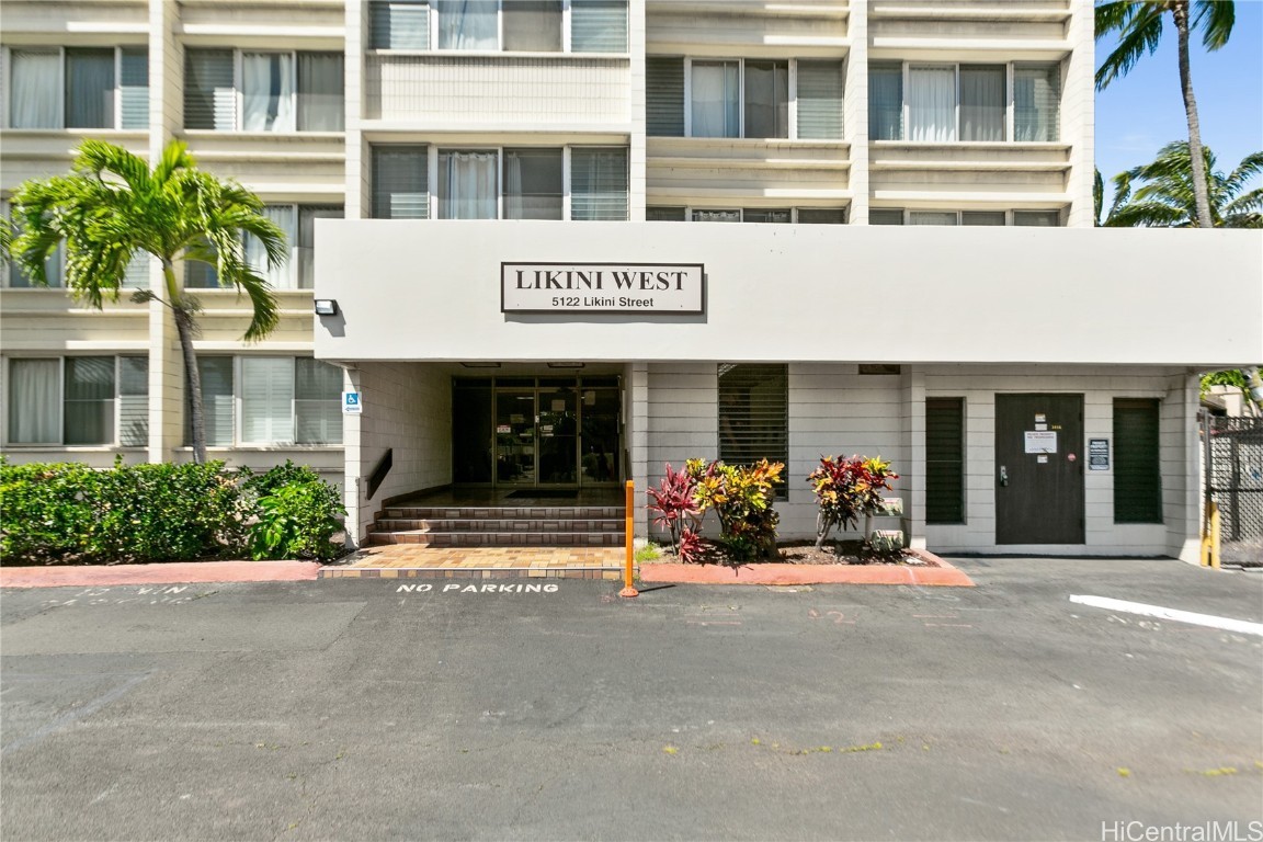 Likini West Condominium