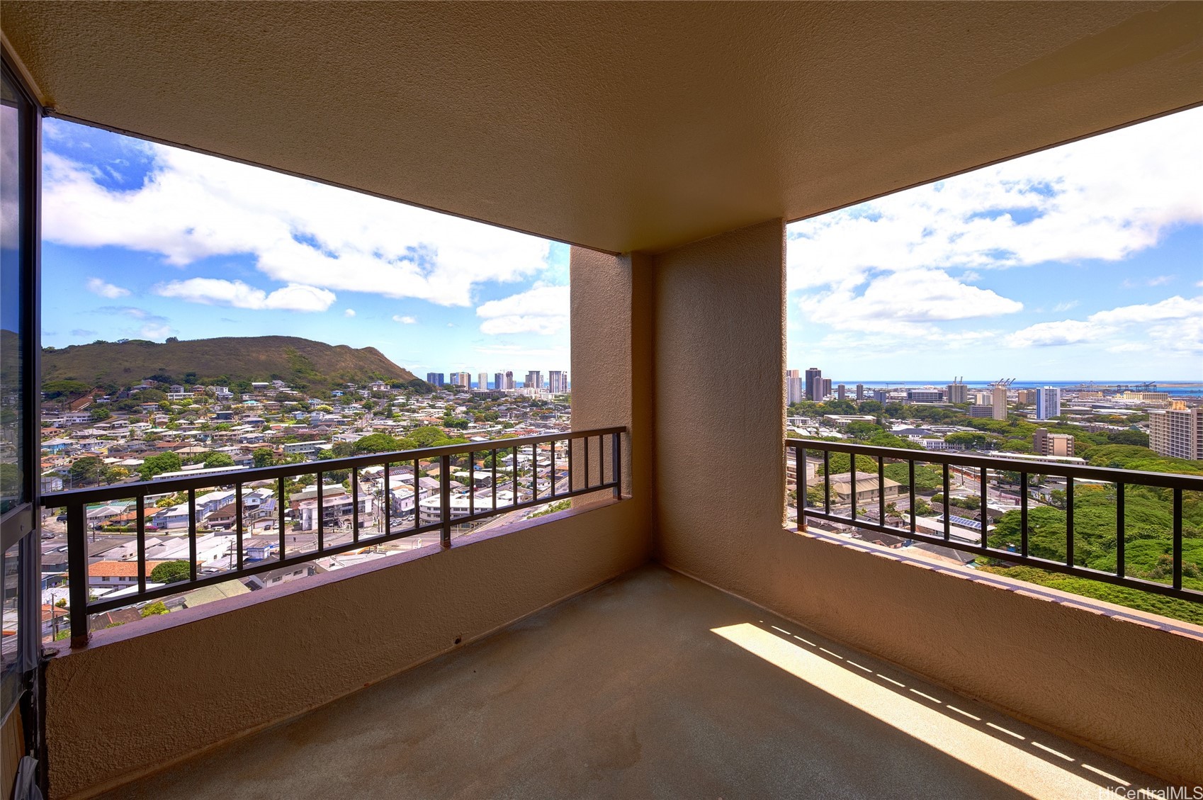 55 S Judd Street 2206