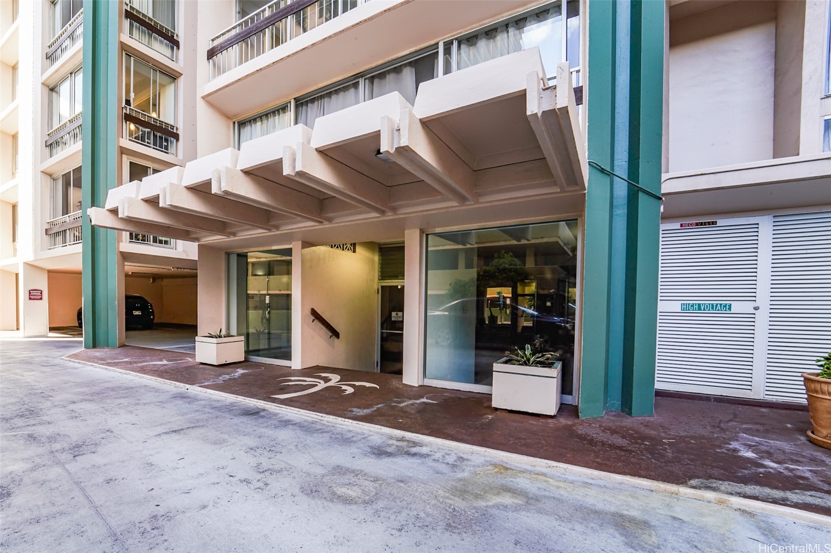 Palms Inc Condominium