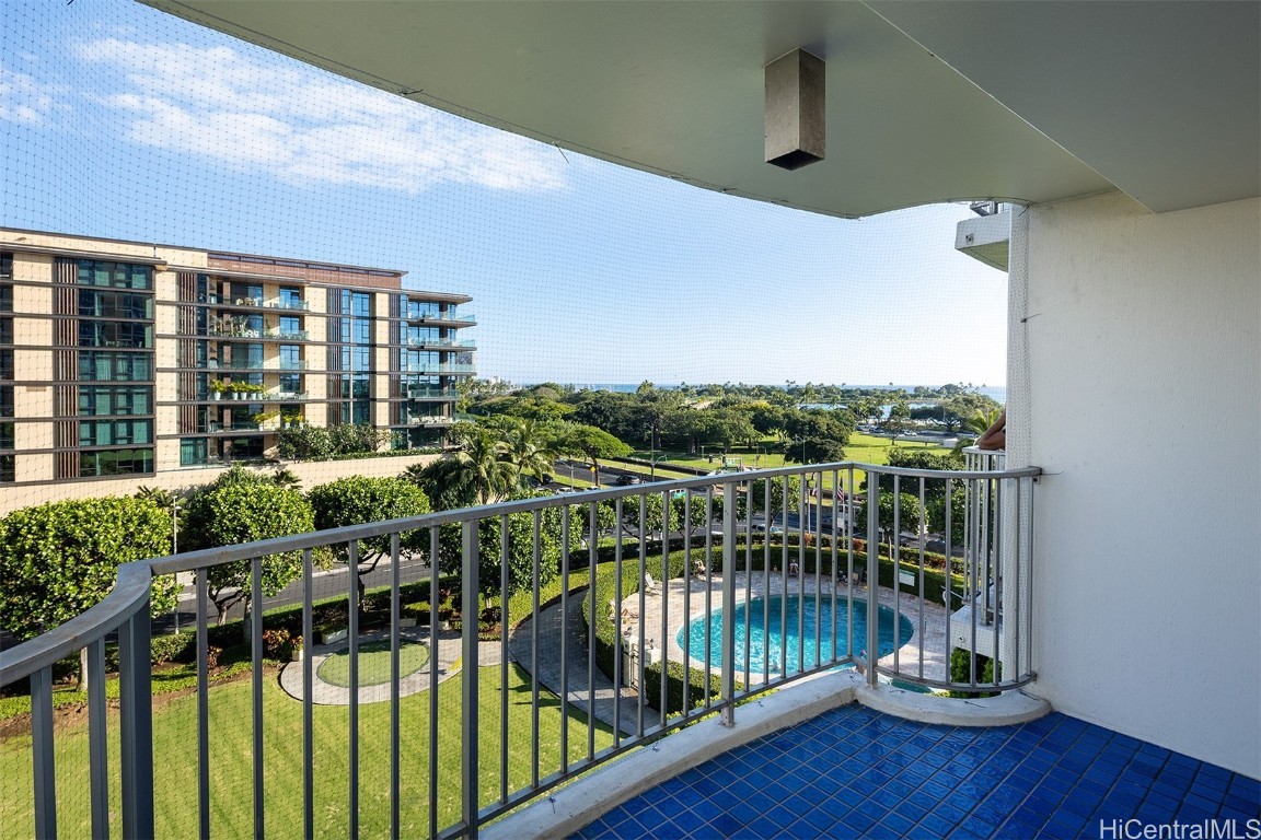 1350 Ala Moana Residential Lease