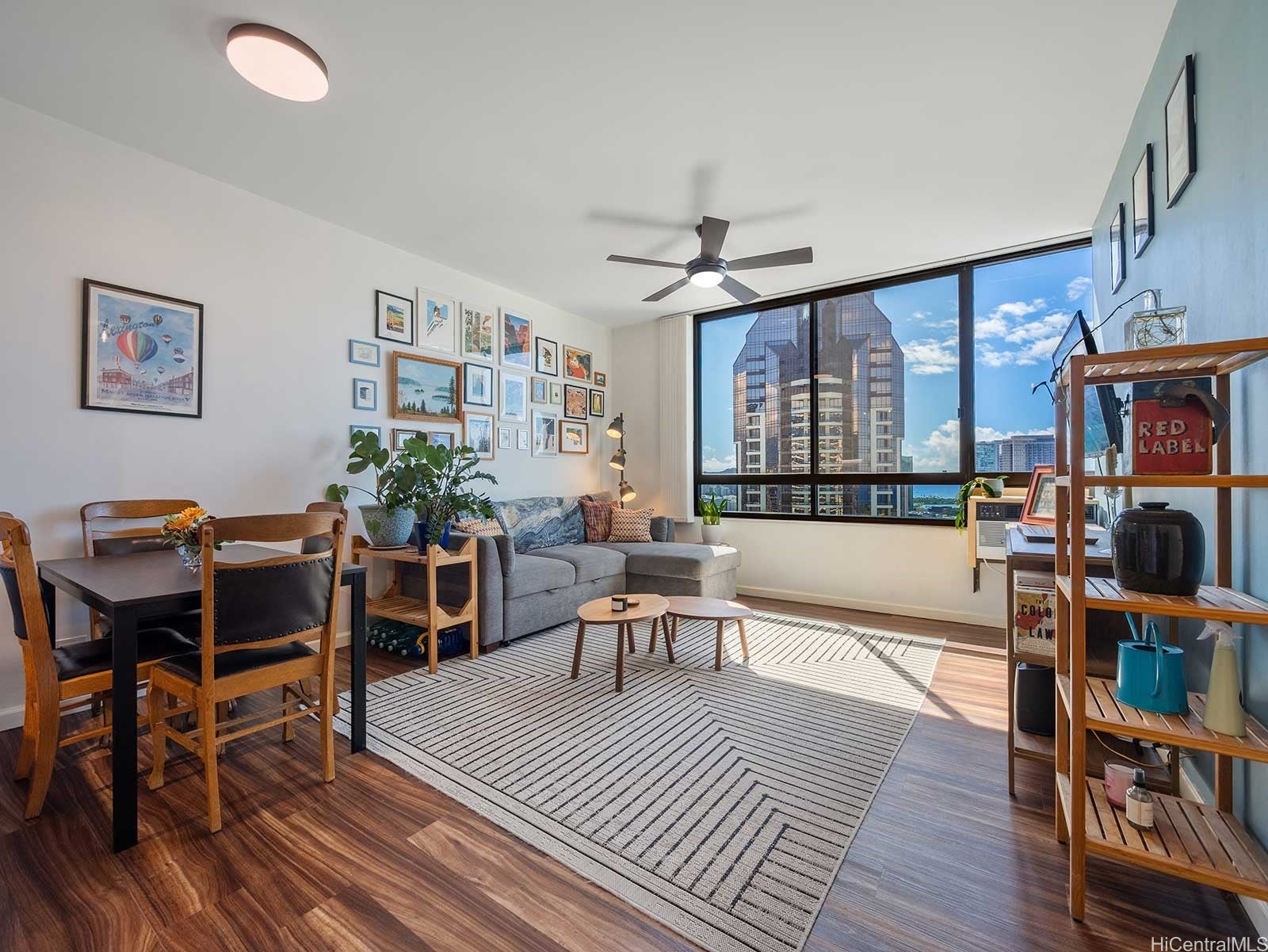 876 Curtis Street 3302