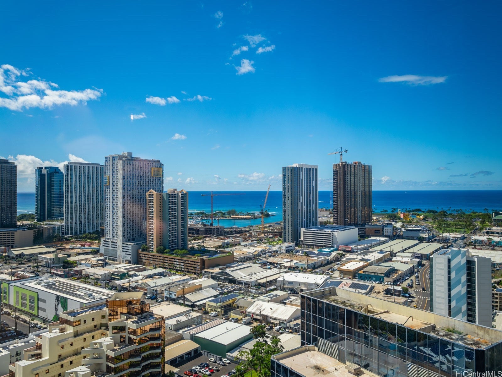 876 Curtis Street 3302