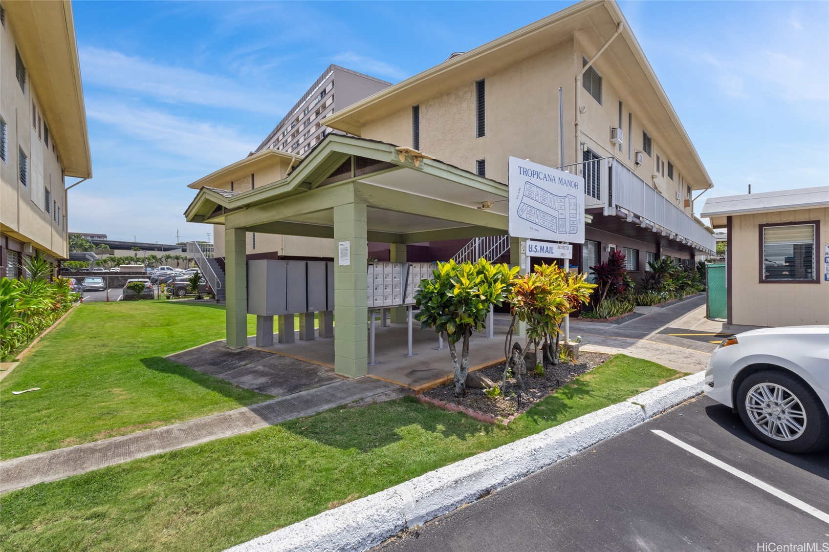 Tropicana Manor-moanalua Condominium