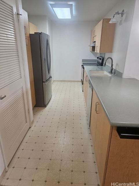 Photo of 95-1001 Ukuwai Street #2104, Mililani, HI 96789 (MLS # 202617247)