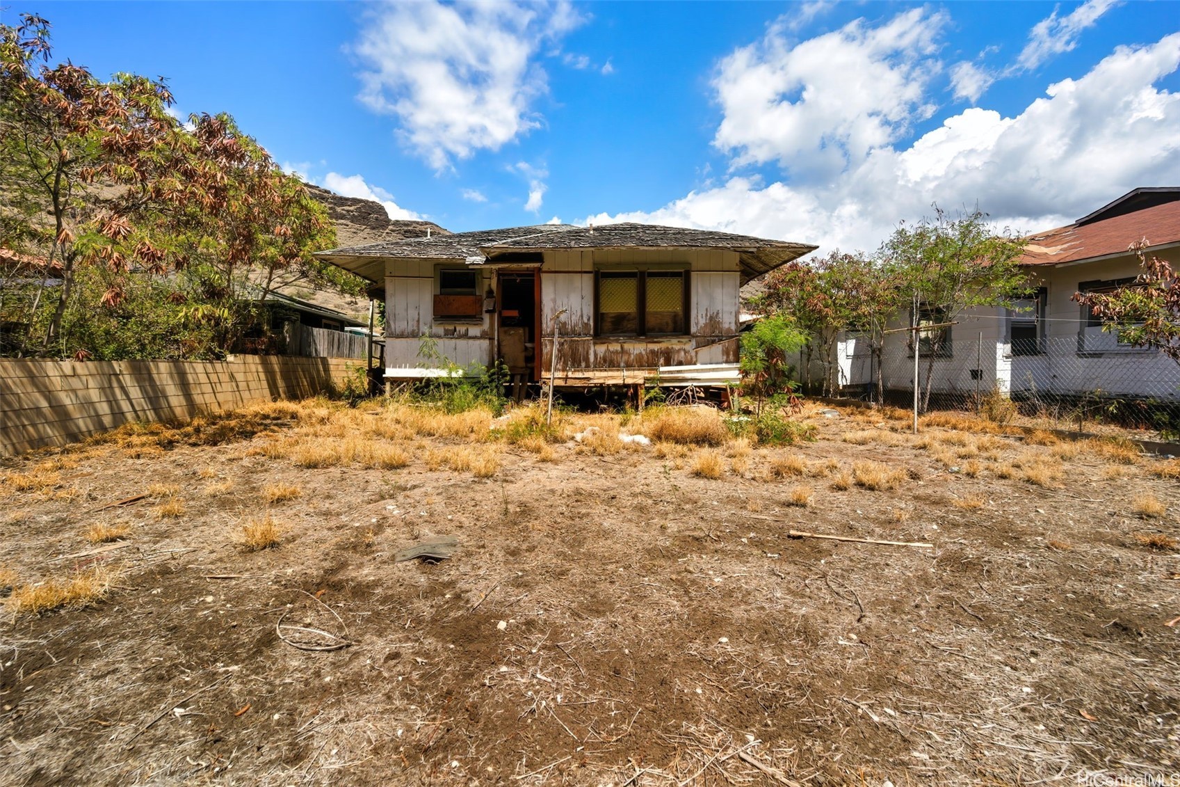 87-1469 Akowai Road