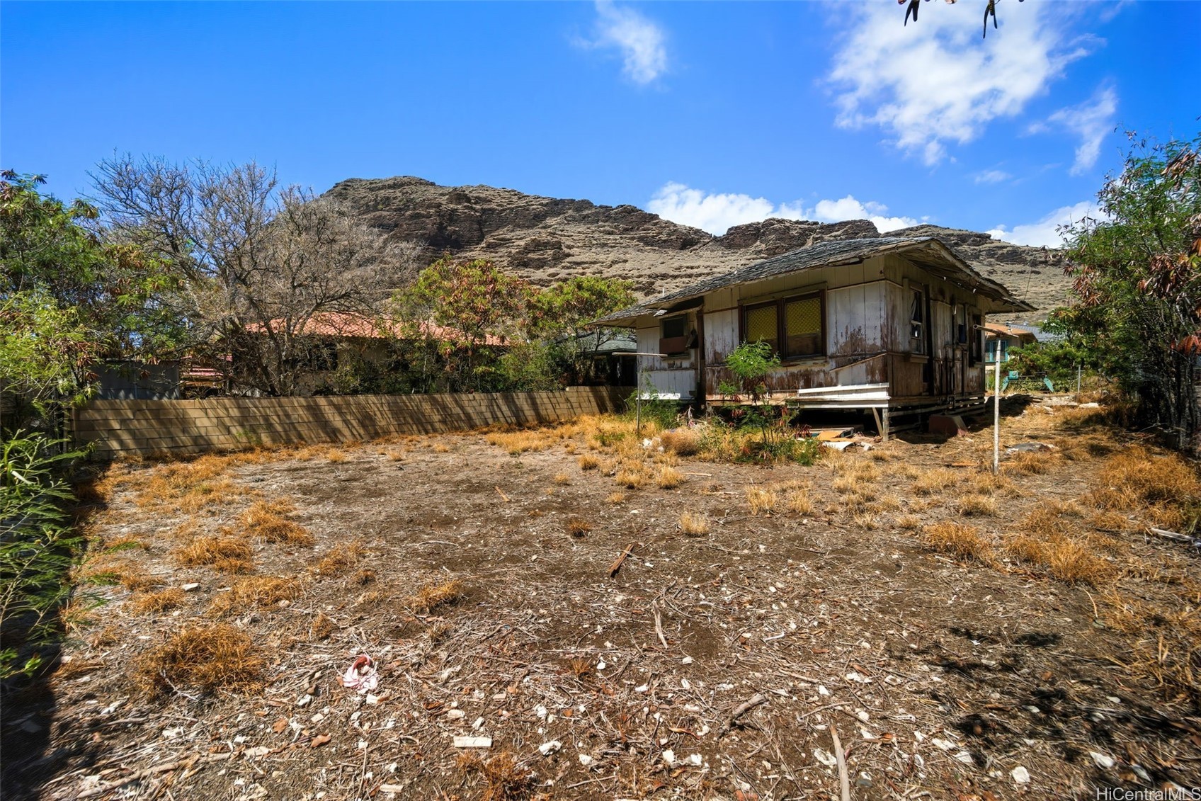 87-1469 Akowai Road