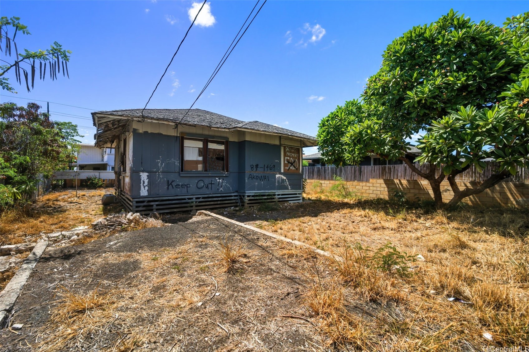 87-1469 Akowai Road