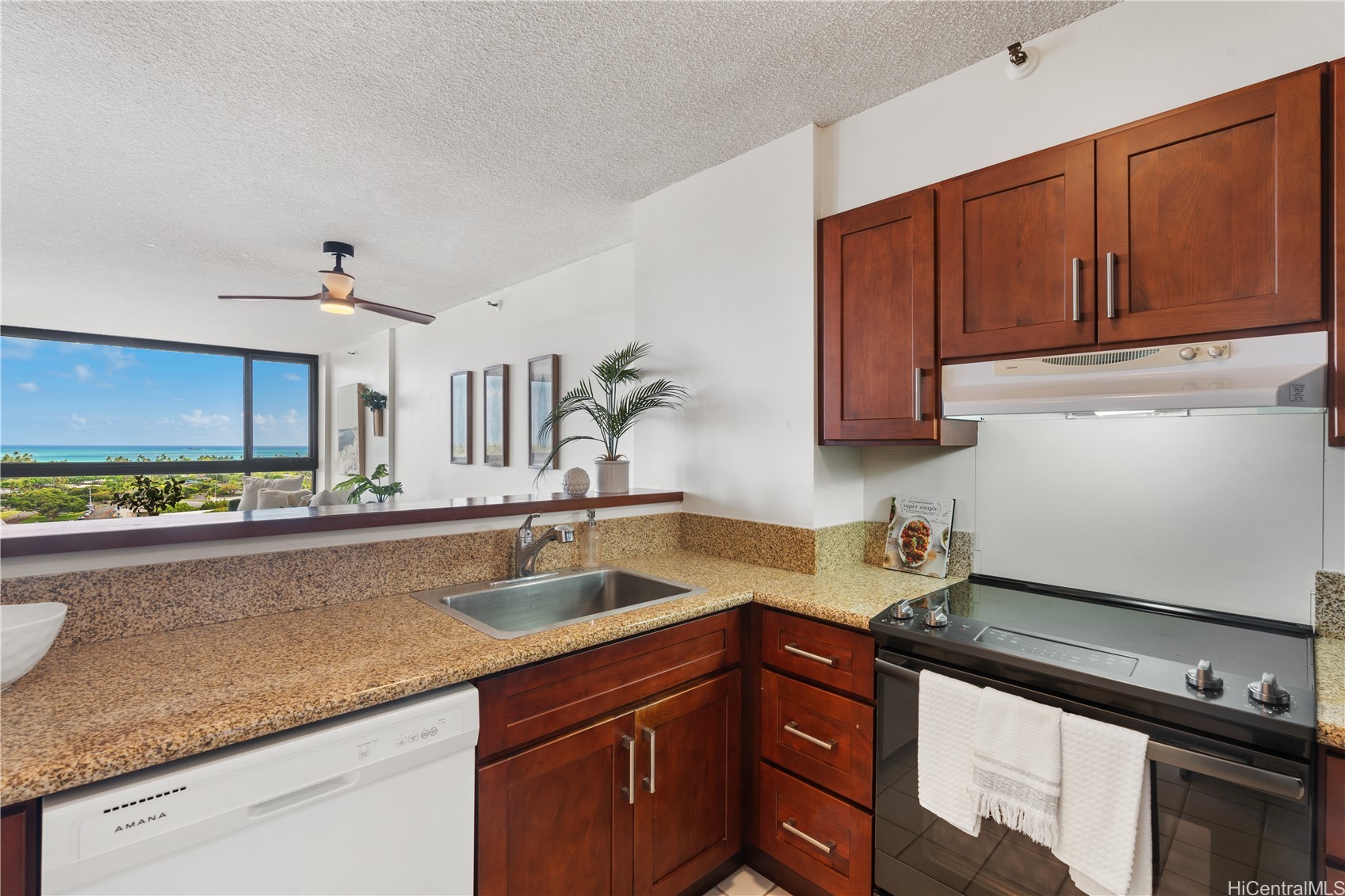 322 Aoloa Street 1403