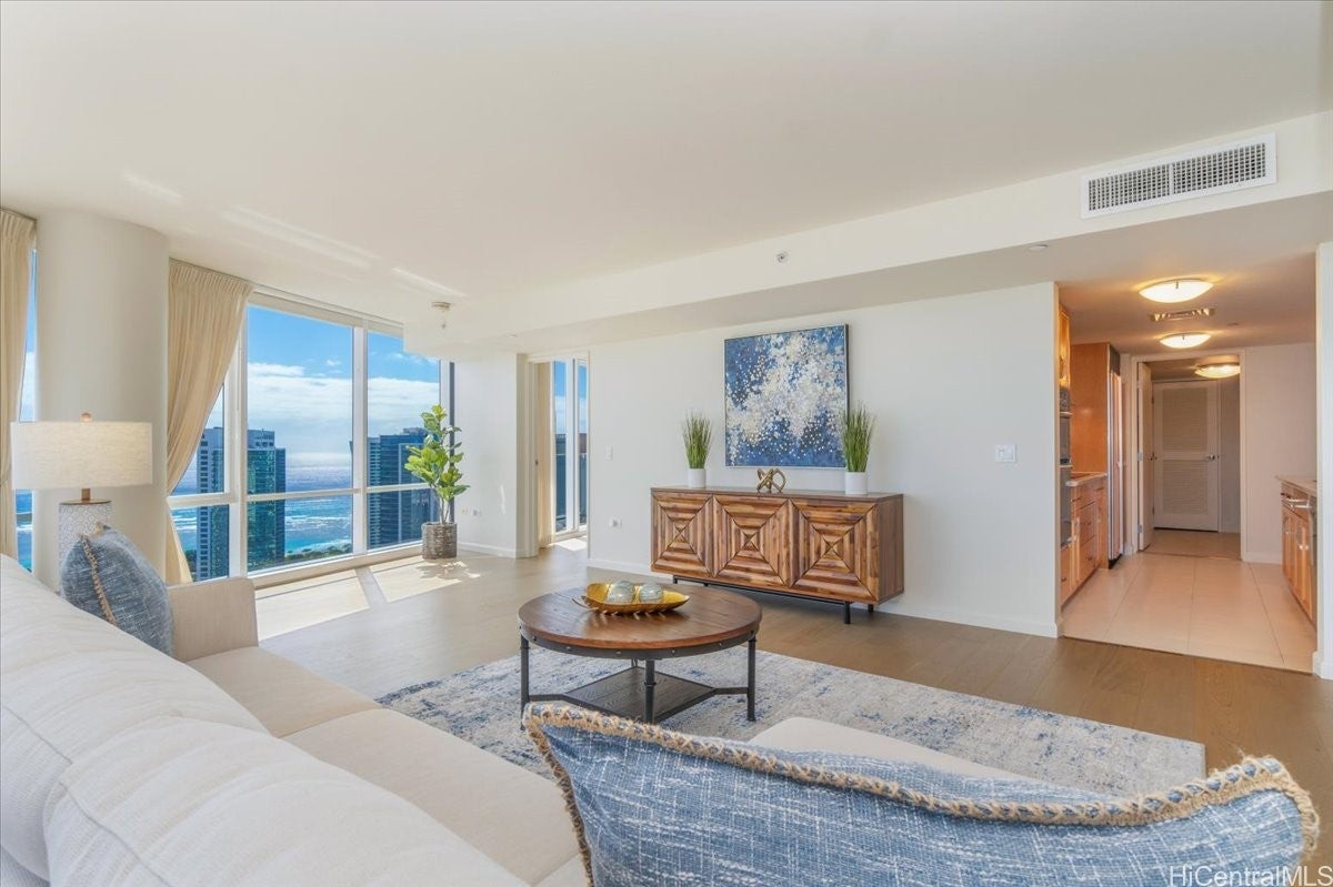 1296 Kapiolani Boulevard II4703