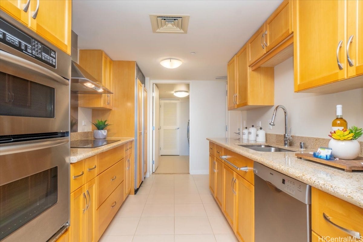 1296 Kapiolani Boulevard II4703