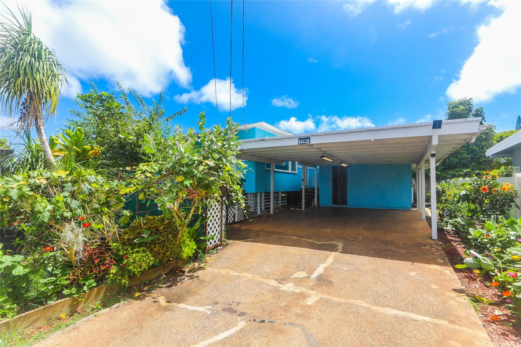 1790 Walea Uka Place