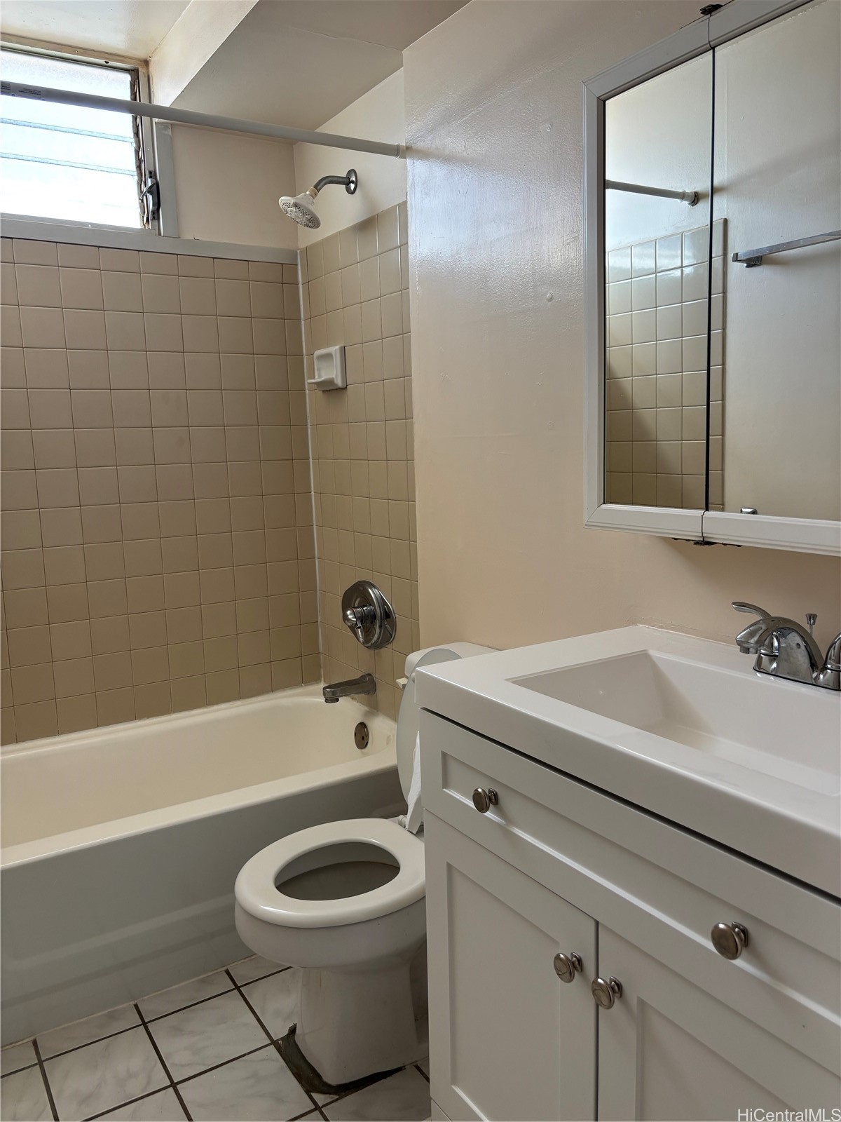 1060 Kamehameha Highway 1706A