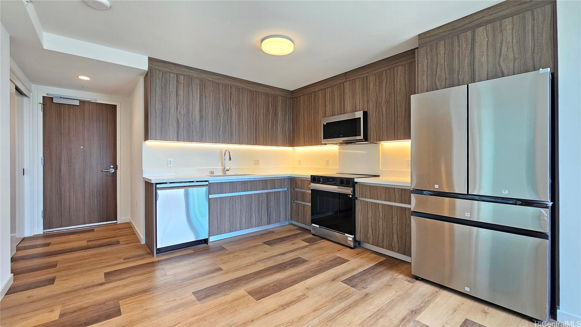 1515 Liona Street 2603