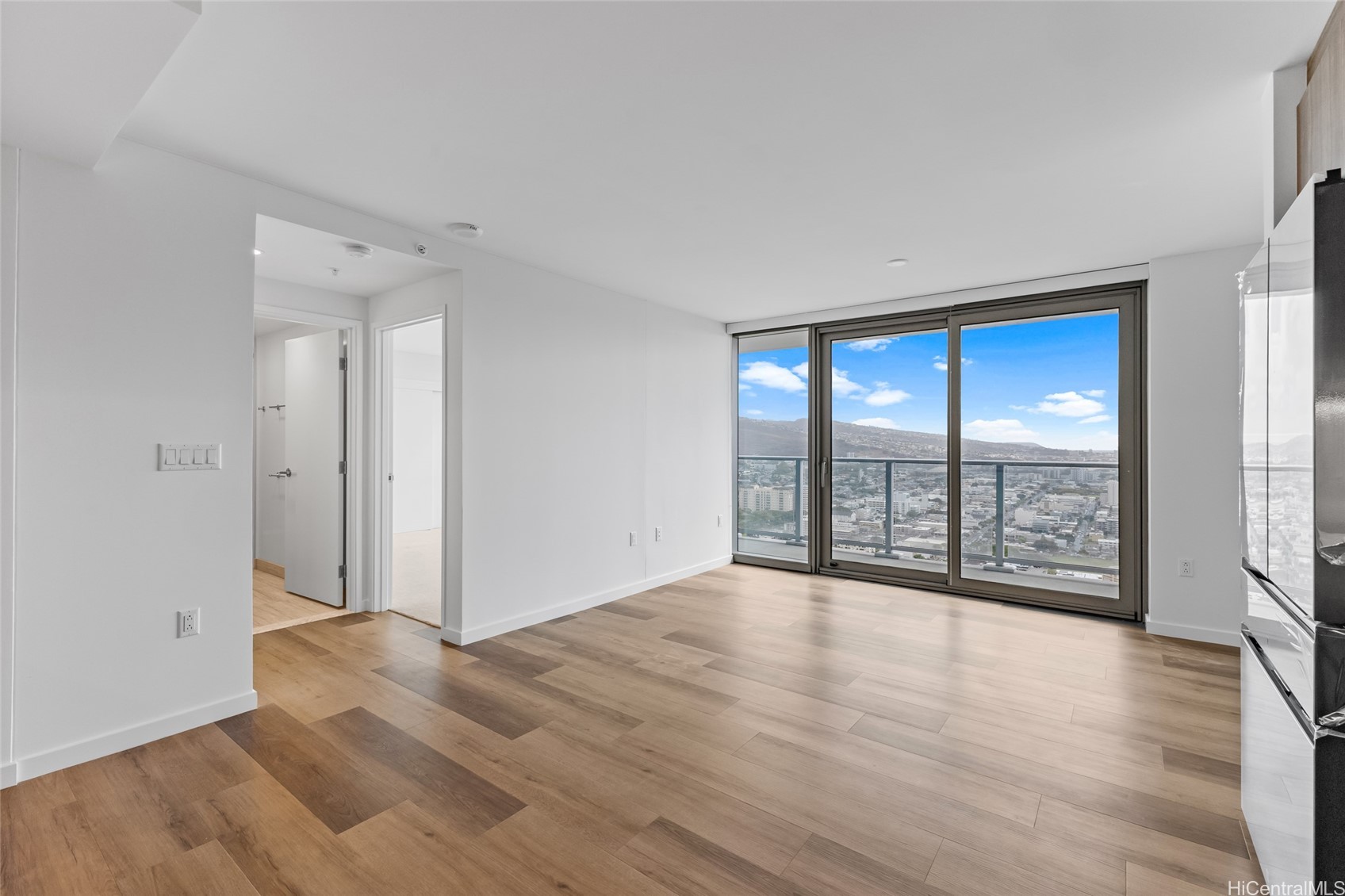 1515 Liona Street 4007