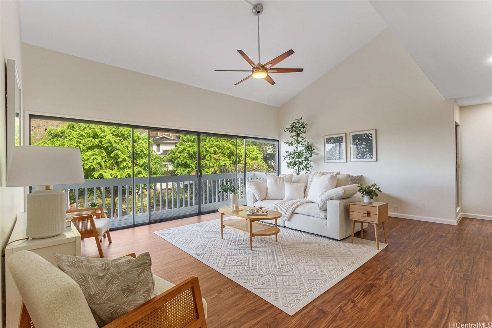 1623 Kalaniuka Way 43
