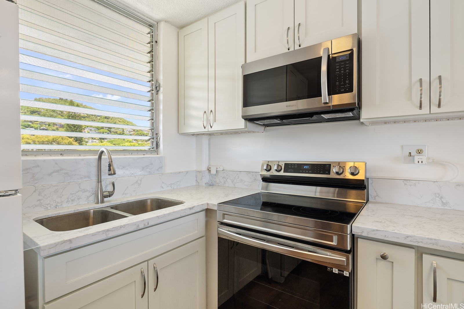 1716 Keeaumoku Street 706