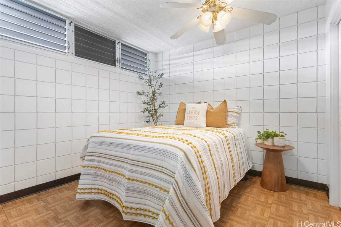 Honolulu, Hawaii 96817, United States, 2 Bedrooms Bedrooms, ,1 BathroomBathrooms,Residential,Active,1256