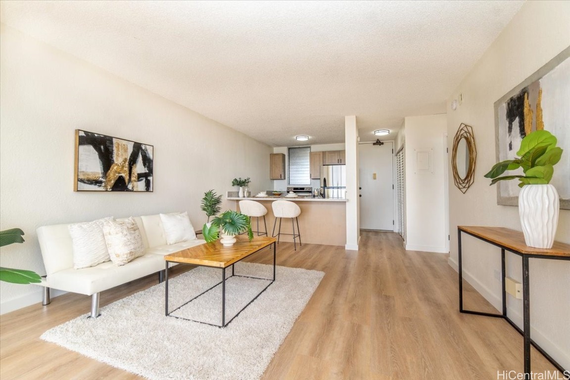 Lele Pono Condominium