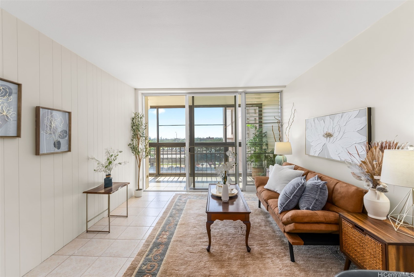 4300 Waialae Avenue A501