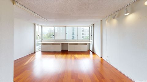 1624 Kanunu Street 306 Honolulu HI 96814
