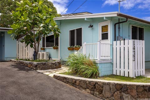 Photo of 1433 Mapuana Place, Kailua, HI 96734 (MLS # 202613493)