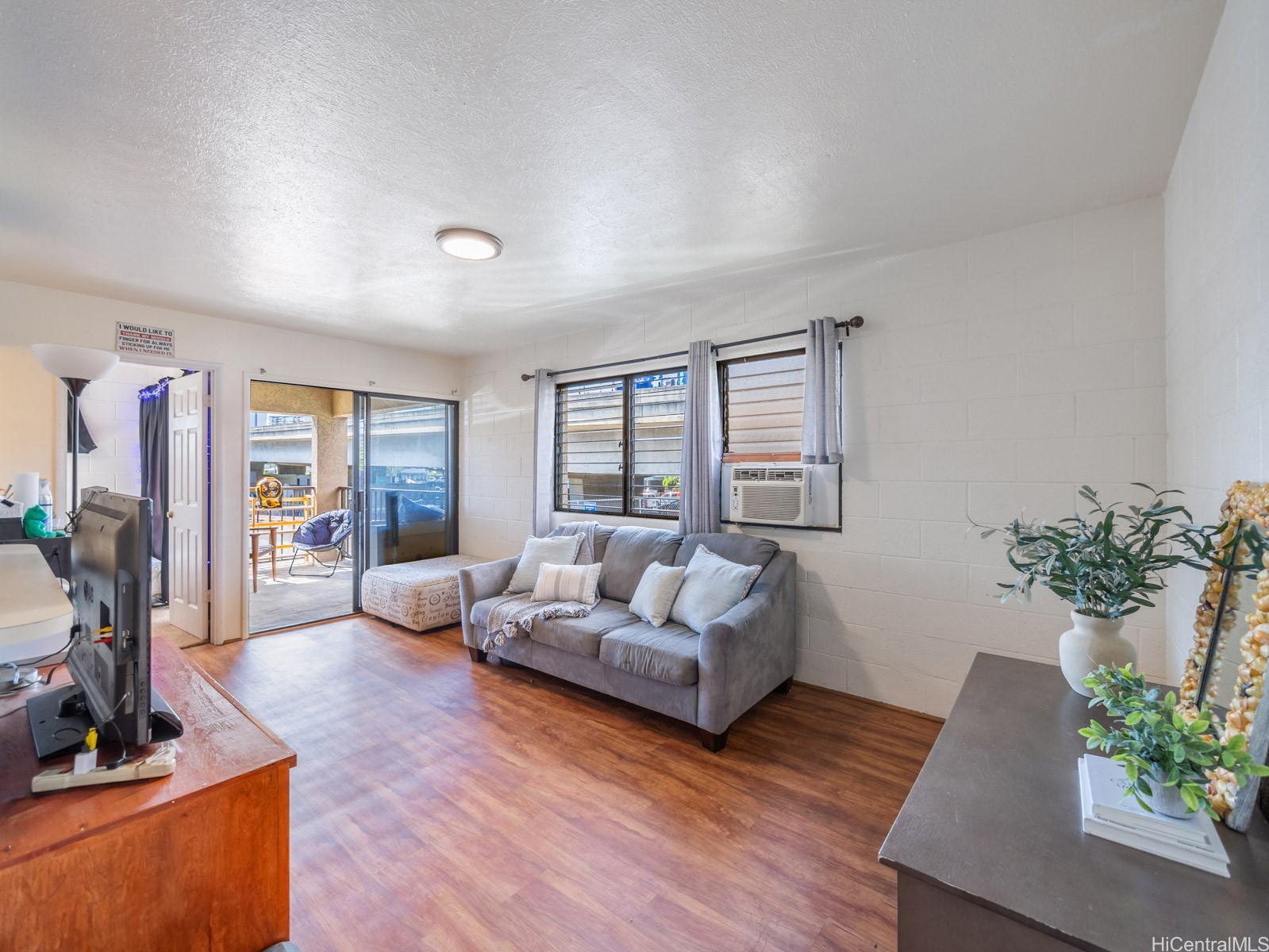 1242 Matlock Avenue 204