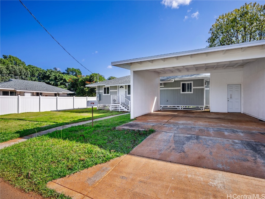 12 Hauola Avenue