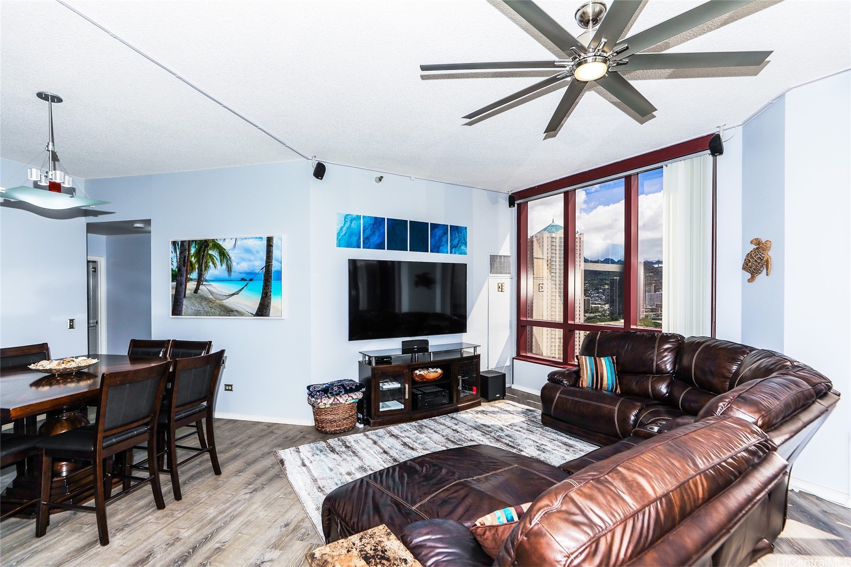 725 Kapiolani Boulevard 2601